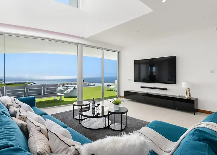 Karat Fibonacci Вілла Адехе