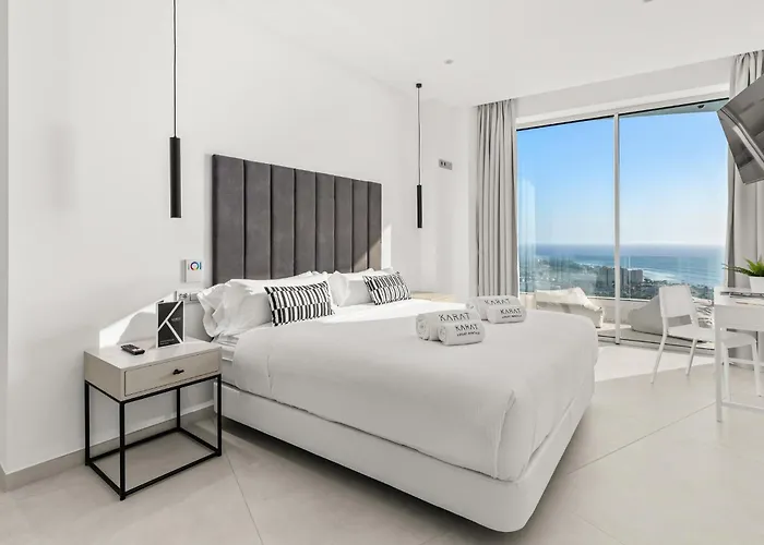 Karat Fibonacci Вілла Адехе